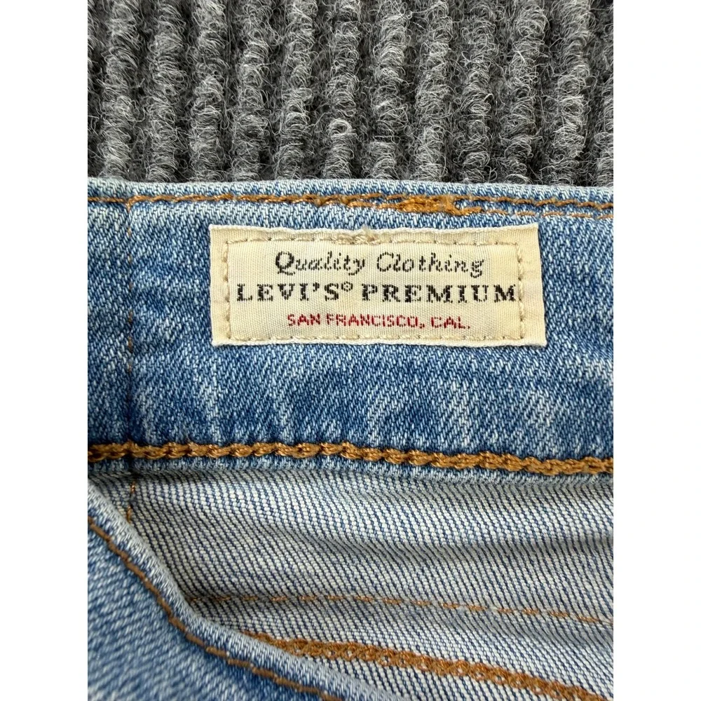 Levis Mens Athletic Taper 541 Jeans 33X32 Actual 32X30 Denim Premium Faded